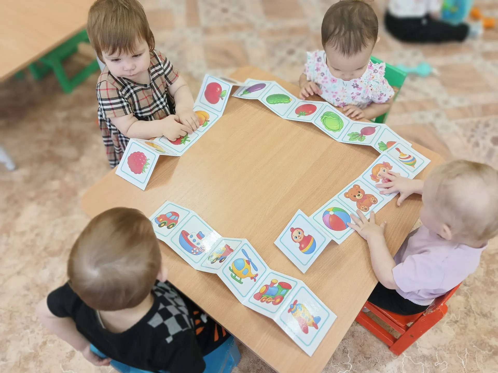 Первые книжки для малышей - какие они?