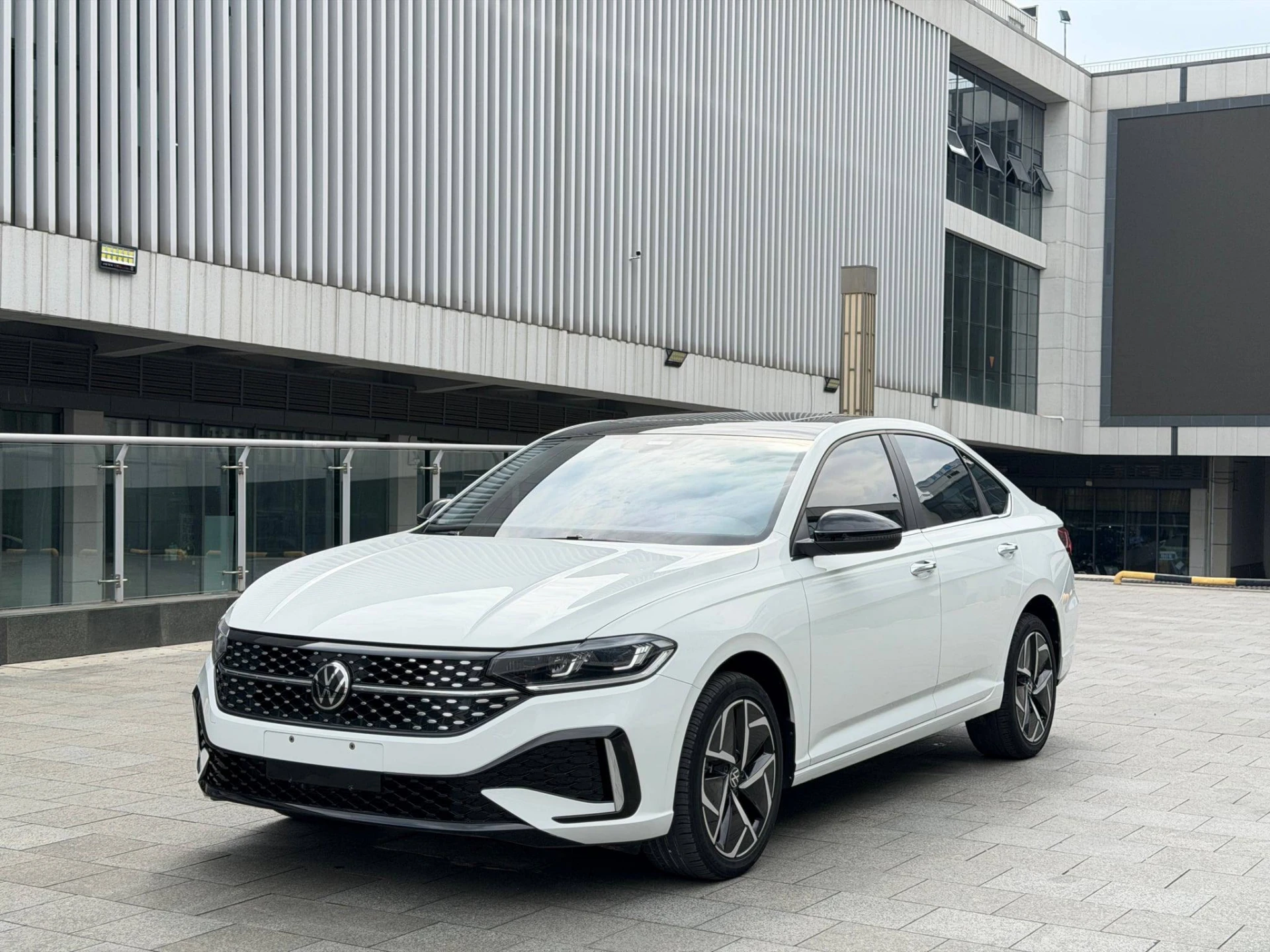 Автомобиль: Volkswagen Lavida