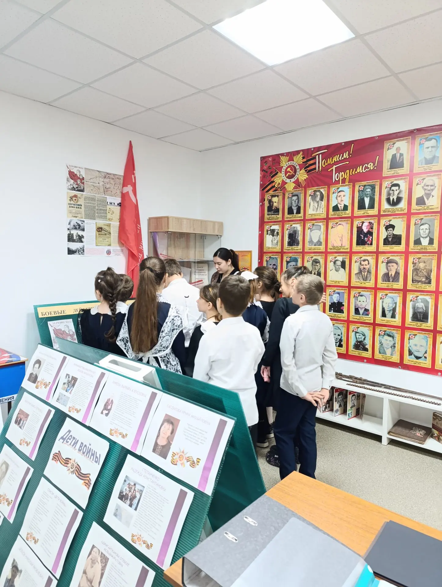 В стенах нашего музея прошли экскурсии по теме "Битва за Кавказ" для учащихся 1- 4 клас...