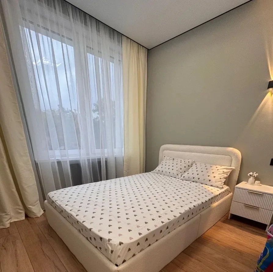 2-комн · 38.5 м² · 2/25 эт.