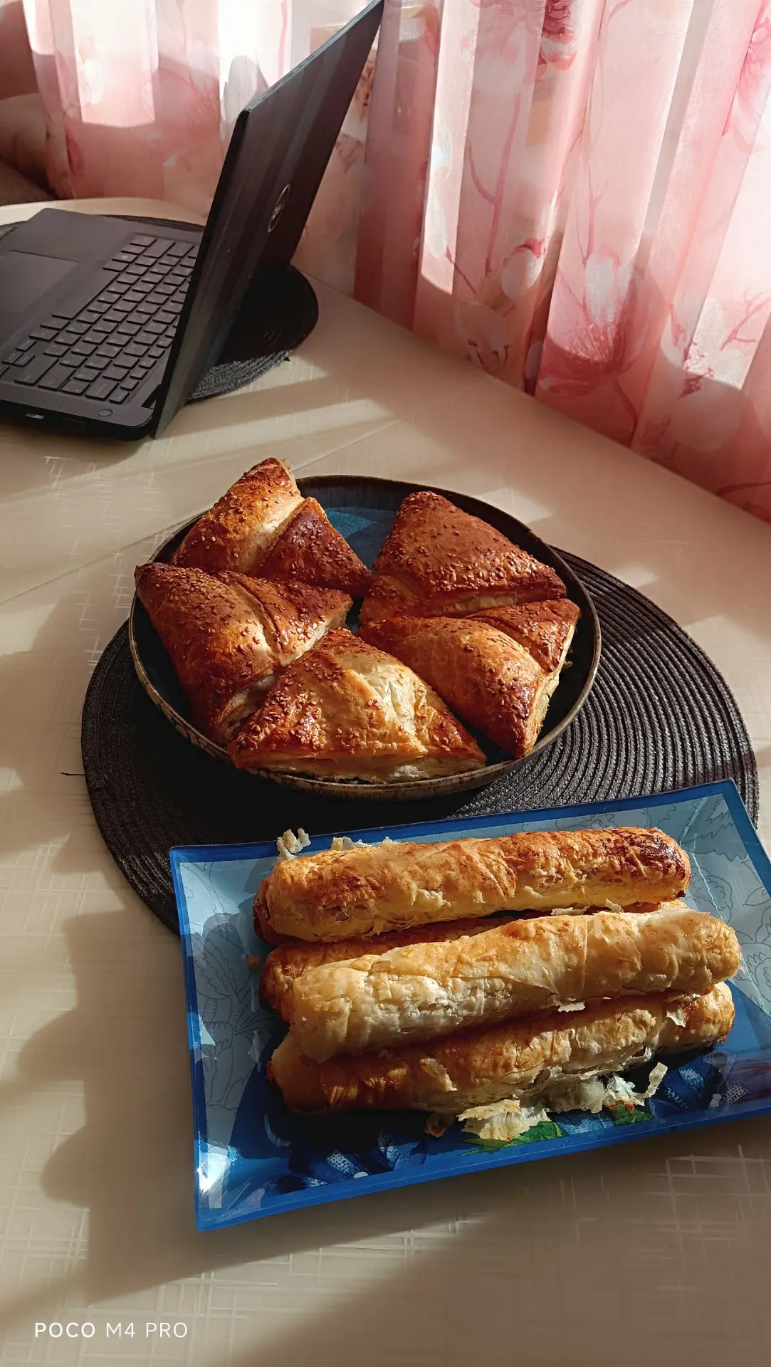 Так как сегодня работаю дома, успеваю приготовить вкусняшки на выходные 😋