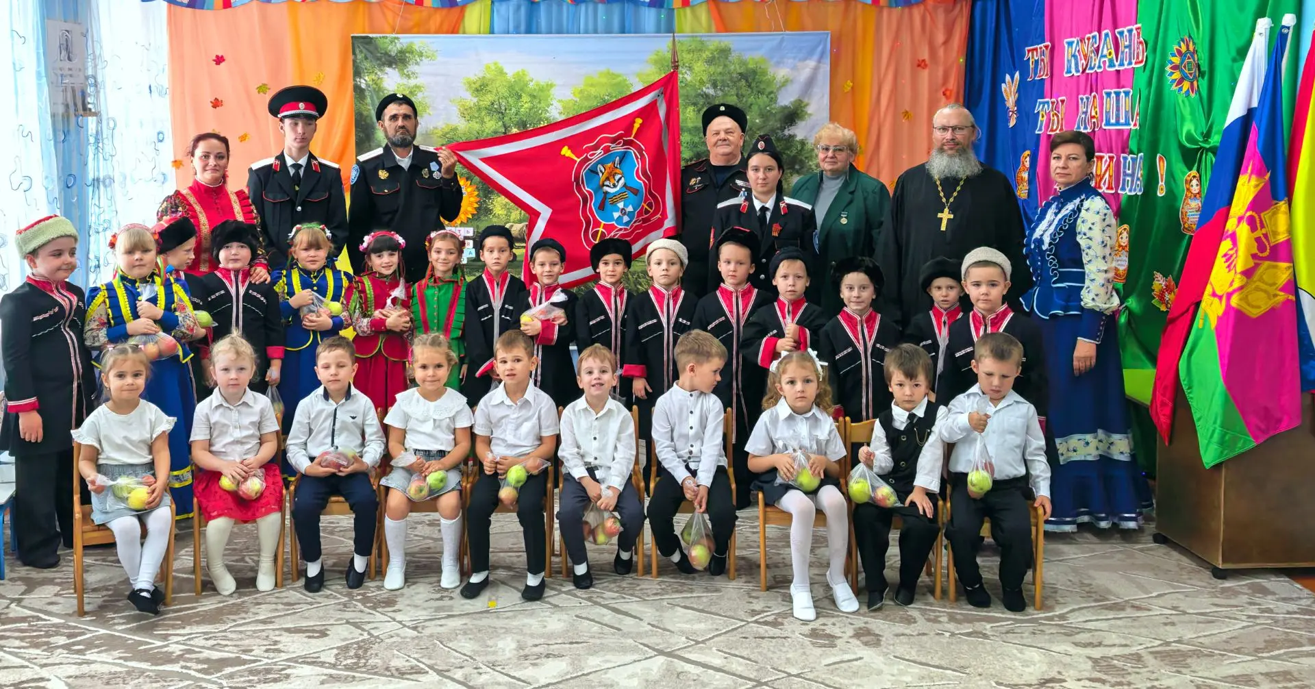 В нашем детском саду состоялось торжественное посвящение ребят в казачата! Этот важный ...