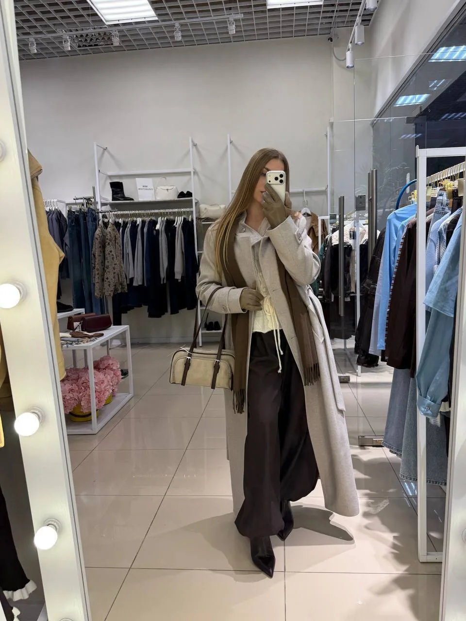 Стильное шерстяное пальто с воротом стойкой, которое все ищут😍