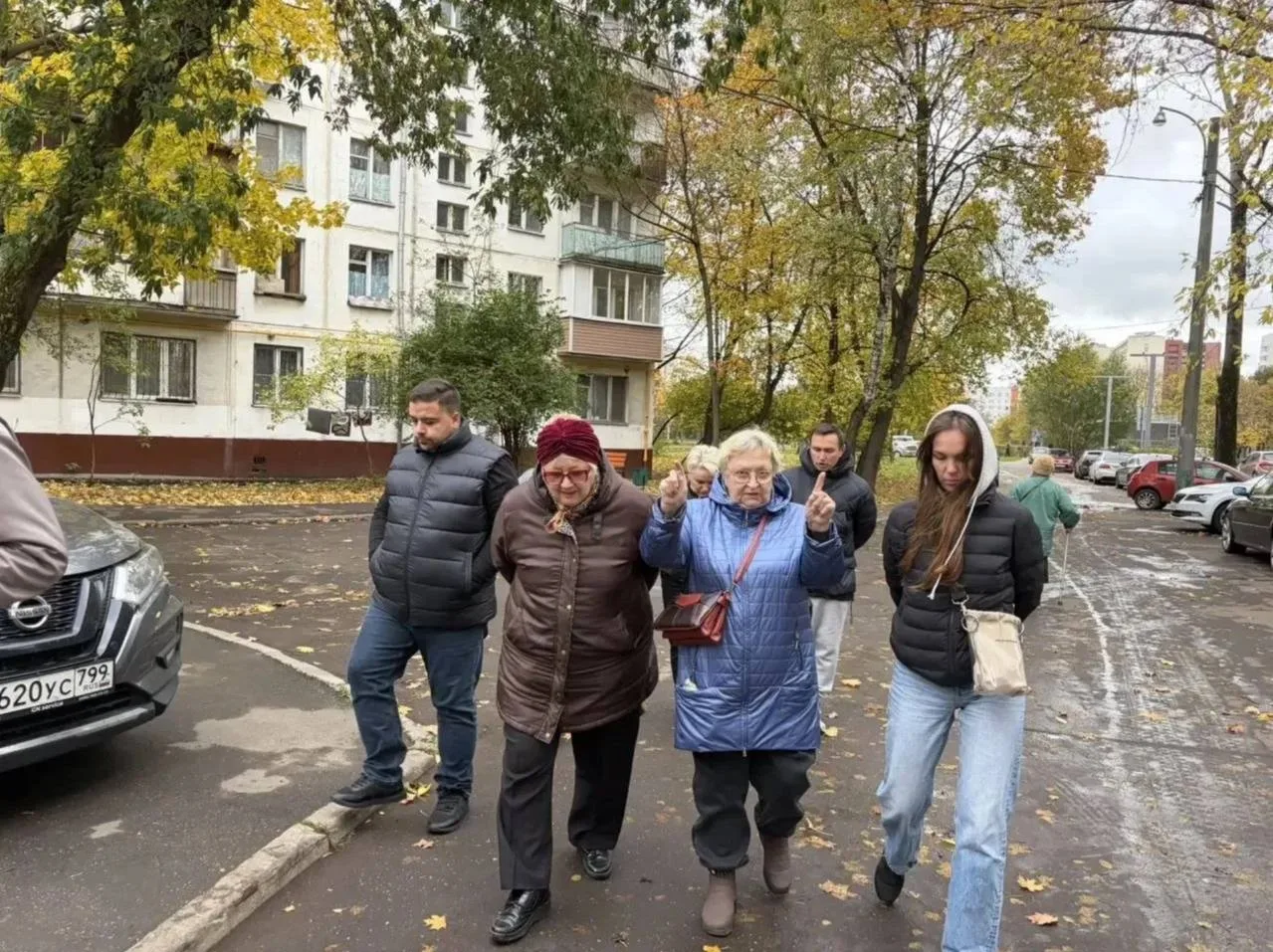 🏠 В Перово проверили содержание дворов и подъездов