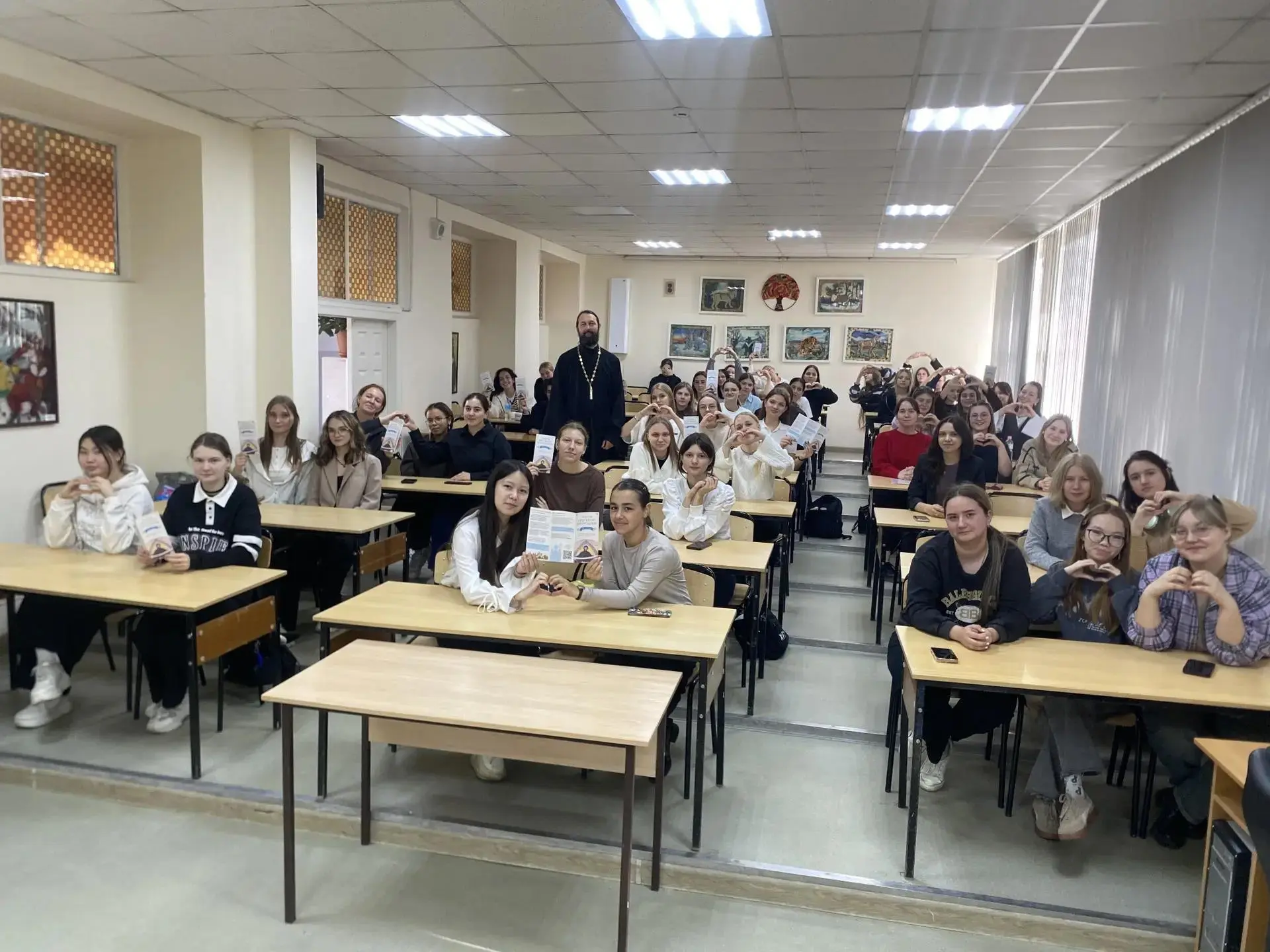 В преддверии праздника Покрова Пресвятой Богородицы, который отмечается 14 октября, в х...