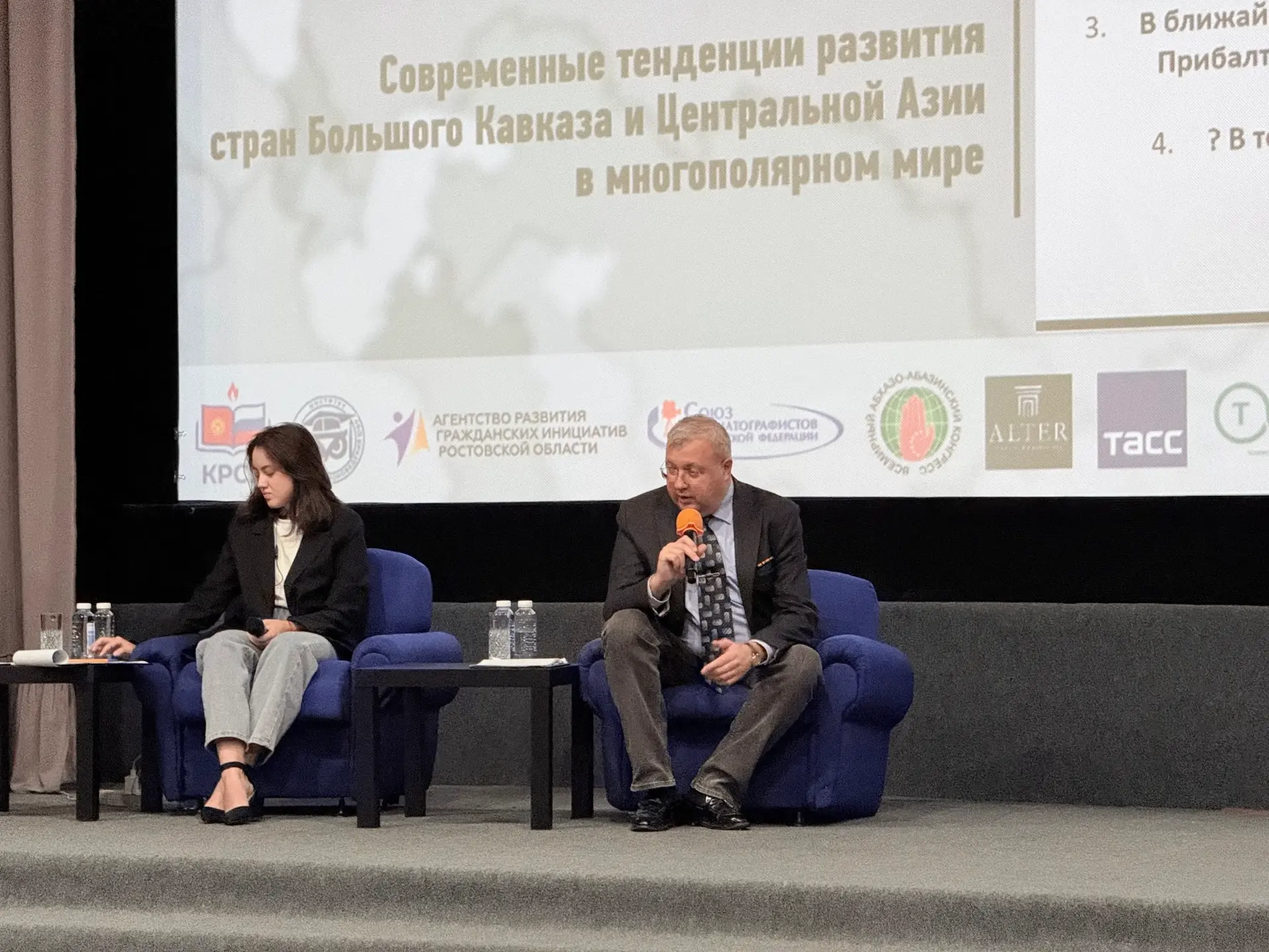 Васьков: Армения выбрала разрыв с Россией, но референдума может не быть