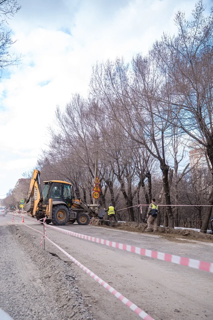 🚧 В Комсомольске отремонтируют дороги возле пяти школ и детских садов