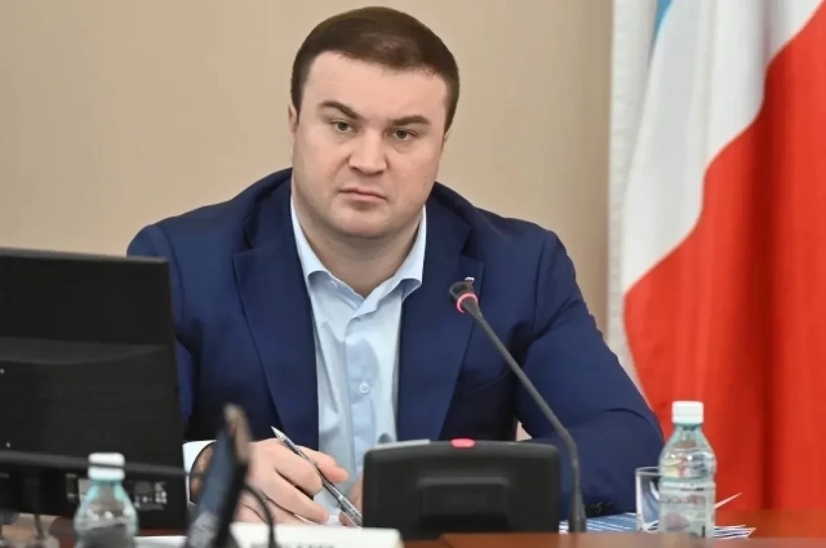 Губернатор Хоценко поздравил аграриев Омской области с праздником