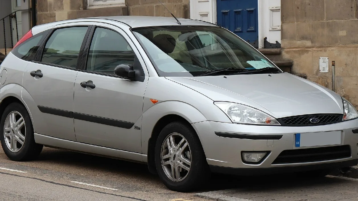 Ford Focus I: какой двигатель можно брать, а какой уничтожит мотор — Duratec 1.6, Zetec...