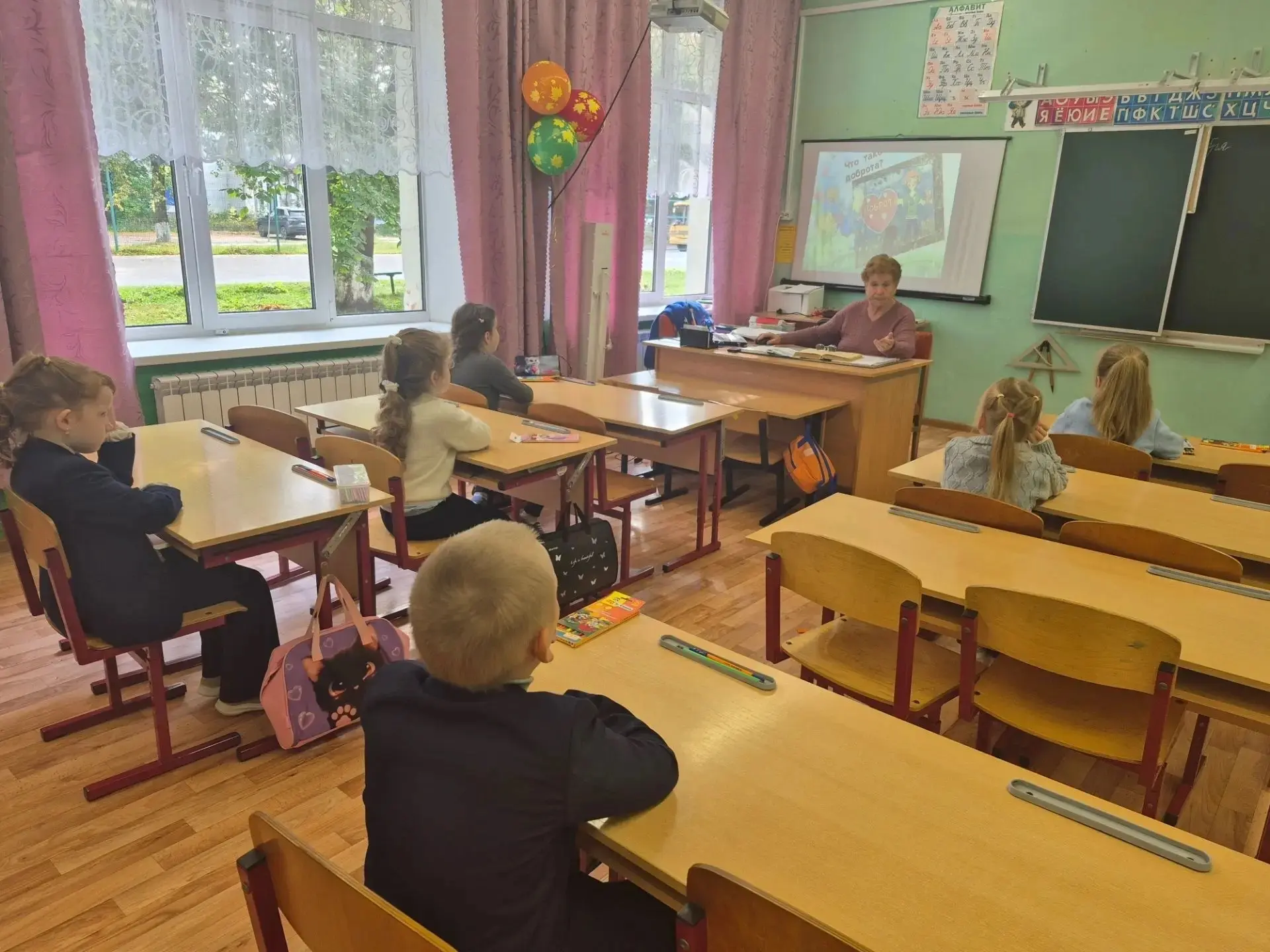 В начальной школе продолжается наша замечательная внеурочная деятельность "Добротолюбие"!