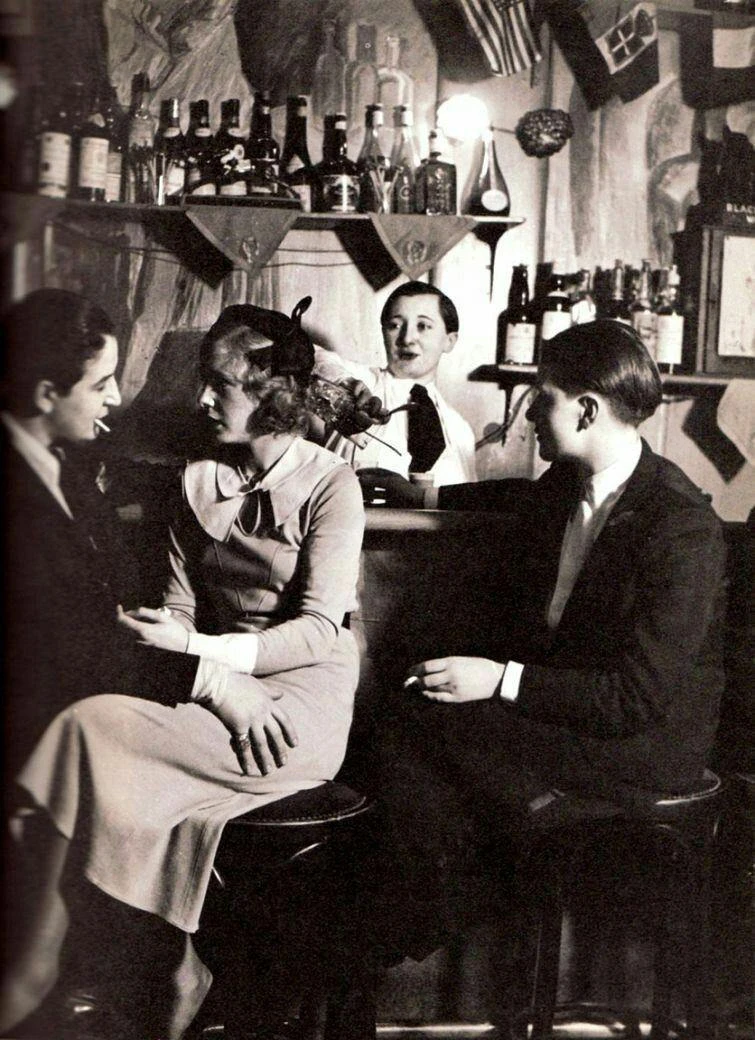 Лесбийский бар. Париж, 1930-е года