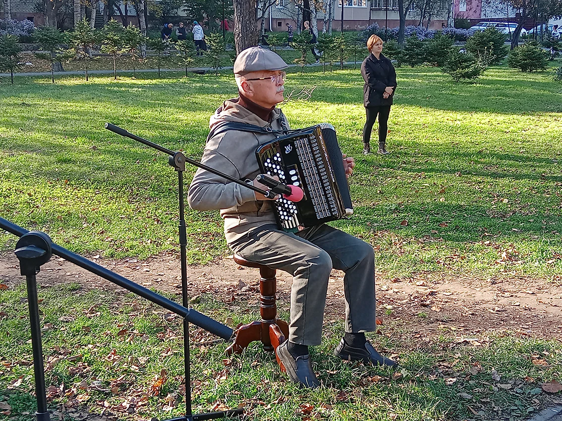 🍁«Солнце улыбнулось октябрём» — и это не просто название, а настоящее настроение!