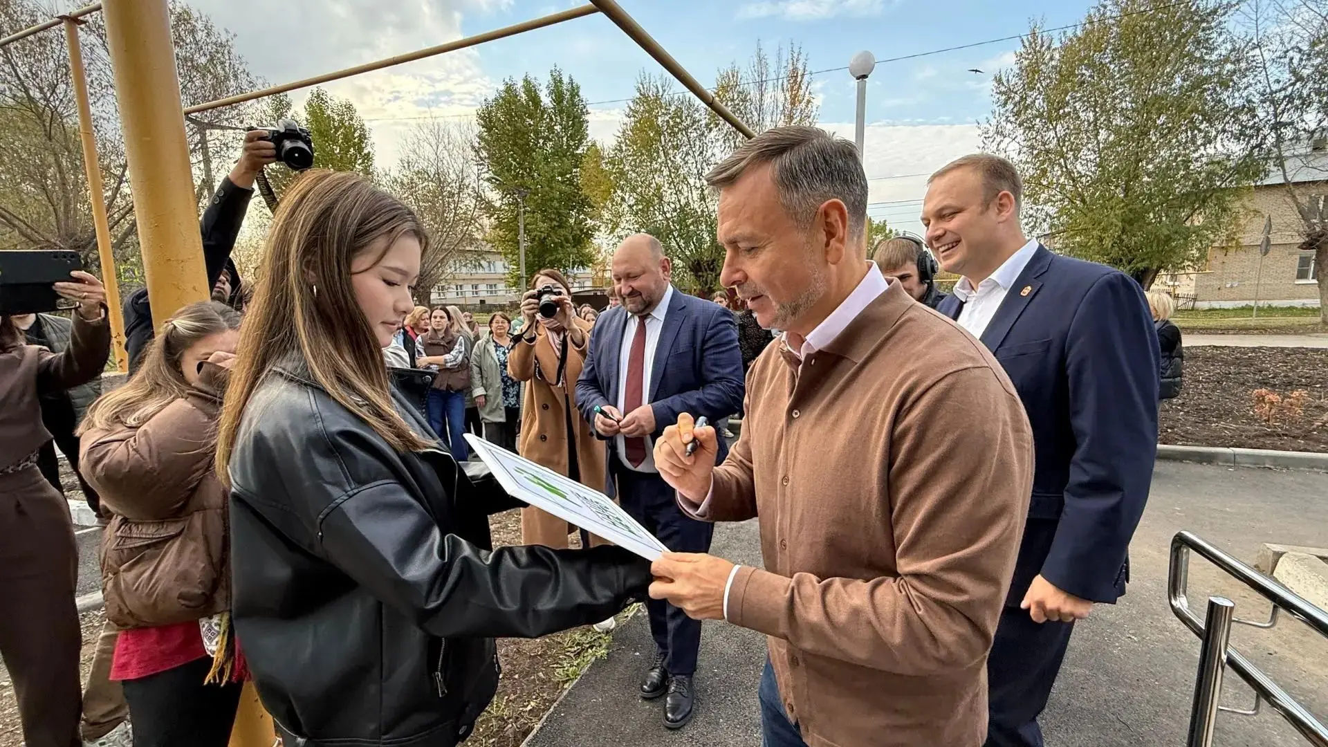 В посёлке Солнечный открылось молодёжное пространство 🎉