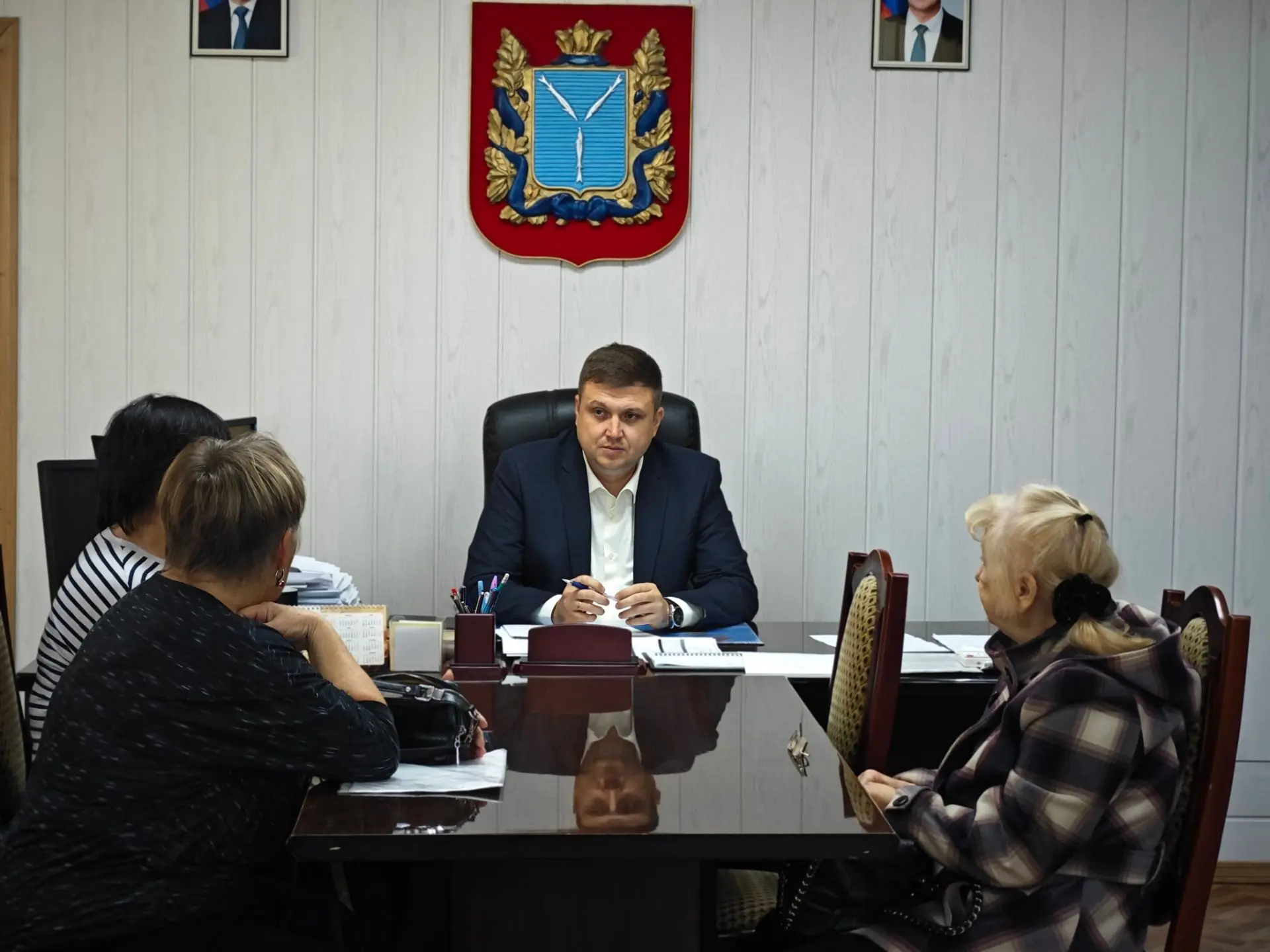 Сегодня провёл приём граждан по личным вопросам.
