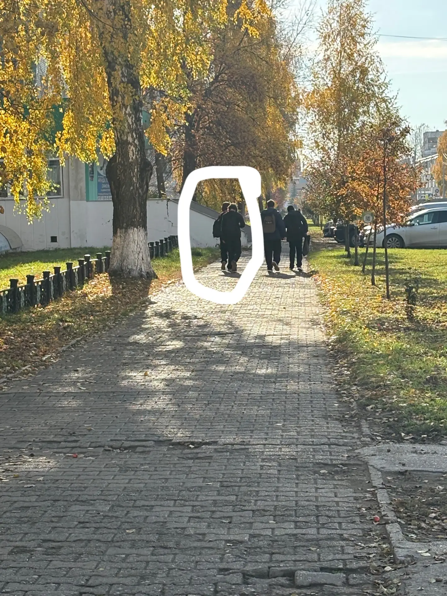 Понравились вот эти двое пацанов,напишите в комм пжжж