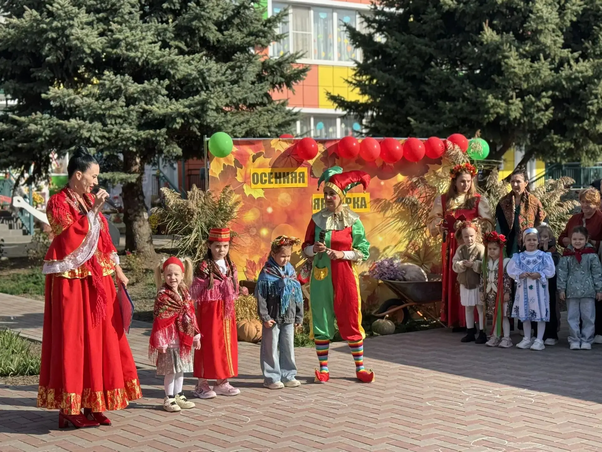 📷 Фотомоменты Осенней ярмарки 🍁🌾🍐🍉🍅🍆🥨🫙
