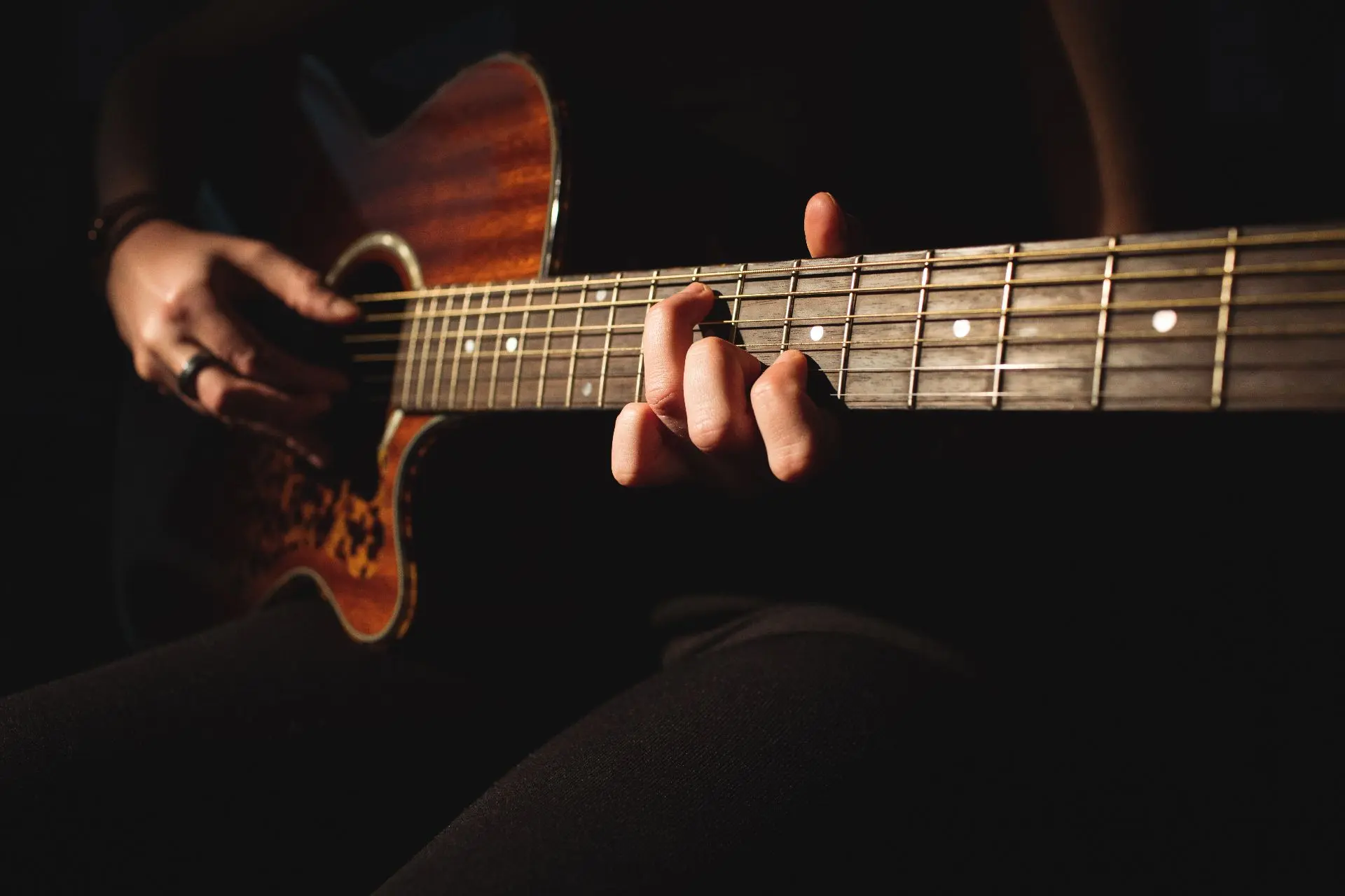 🎸В среду, 14 октября, в 18:00 в актовом зале онкоцентра пройдёт концерт гитарного орке...