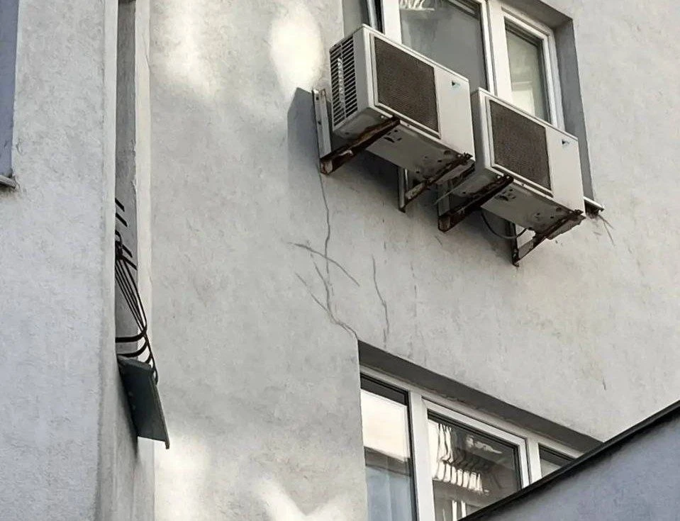 🏢В Митино «Дом трещит по швам»