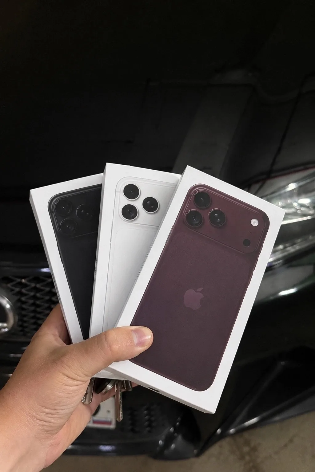 На iPhone 18 Pro Max осталось около ~400# свободных номеров❗️