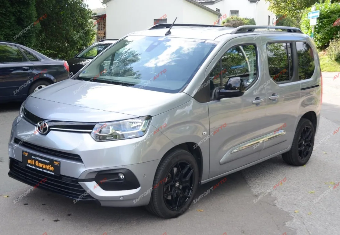 В продаже Toyota ProAce Verso 1.2 MT, 2022