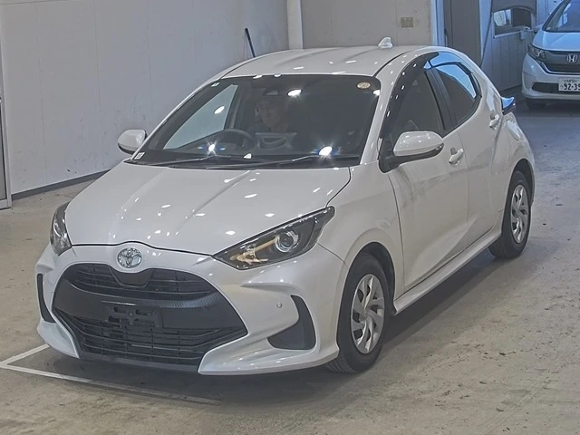 ⚪ TOYOTA YARIS