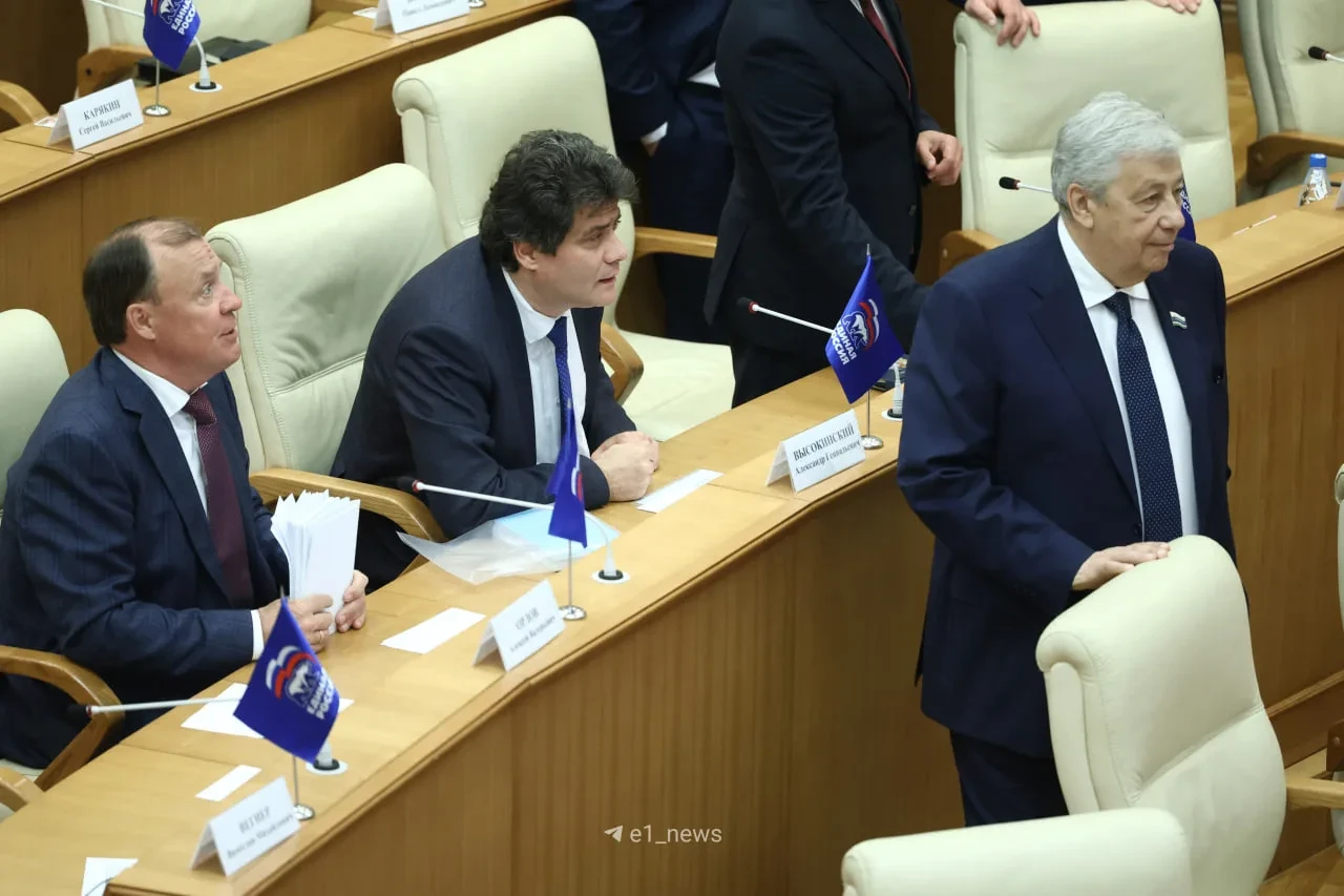 В Екатеринбурге заметили слет бывших мэров 😄