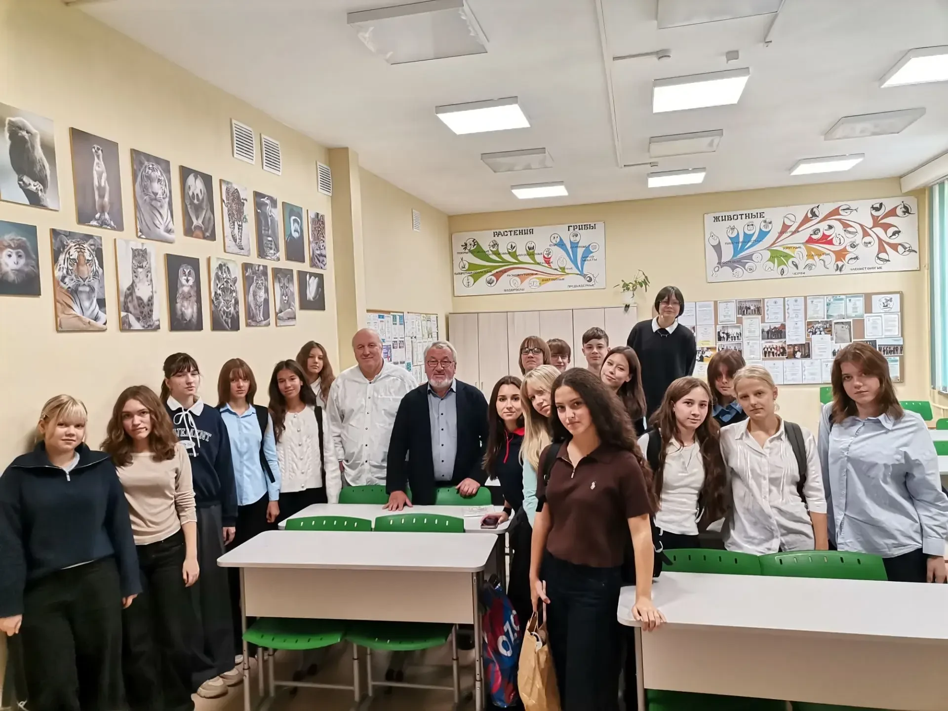 10 октября Лицей №12 принимал особенного гостя — директора Института систематики и экол...