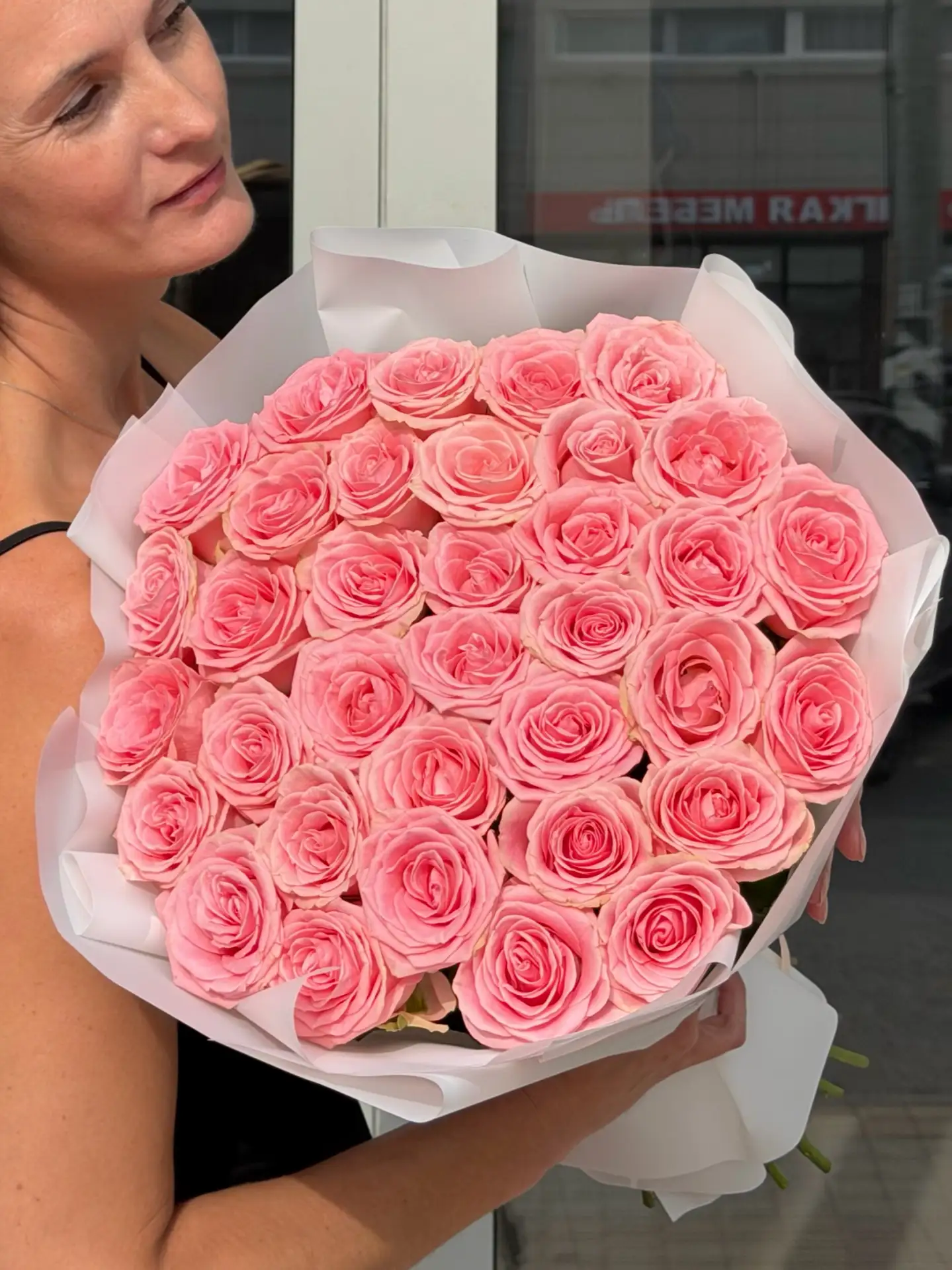🌸 35 роз Софи Лорен — нежность в каждом лепестке!