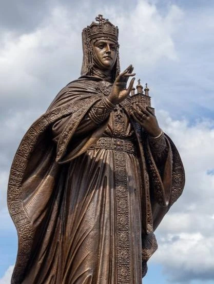 Княгиня Ольга никогда не роптала, на вдовство свое не обижалась, спокойно, чисто несла ...