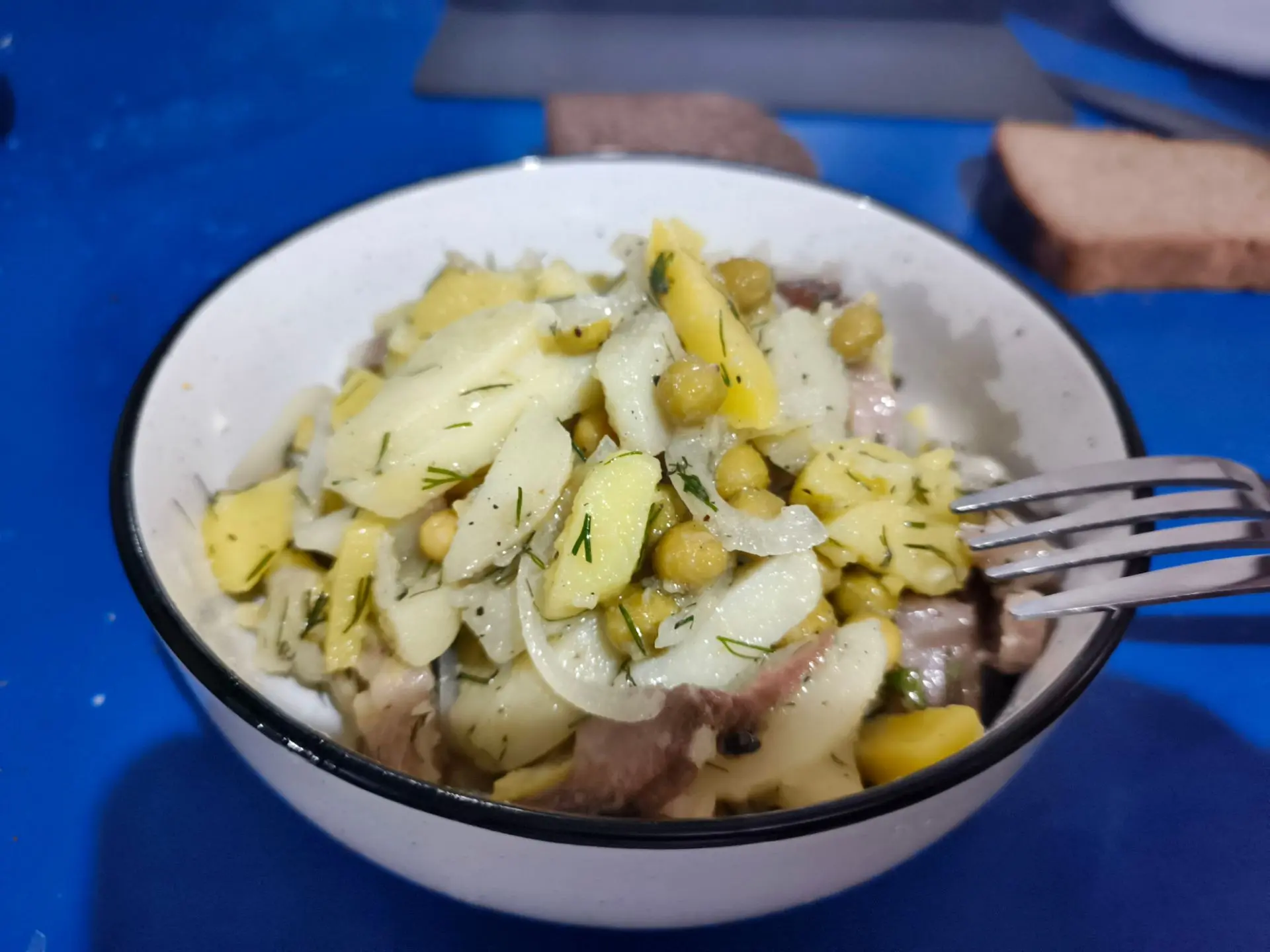 И вкусненький салатик 😋😋😋