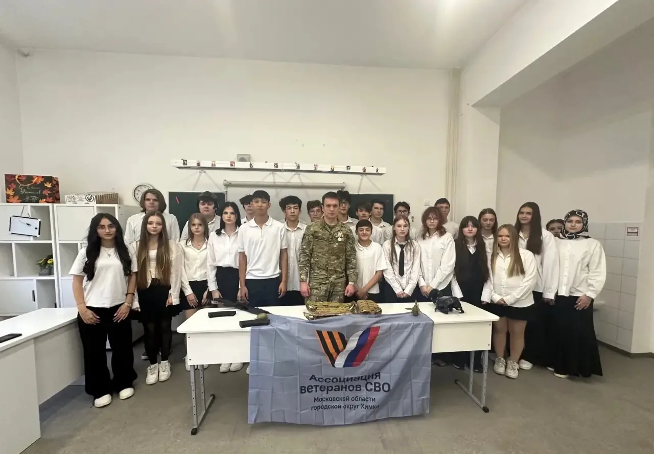 Сегодня в 9 «З» прошел урок Мужества, который провел наш давний друг заместитель руково...
