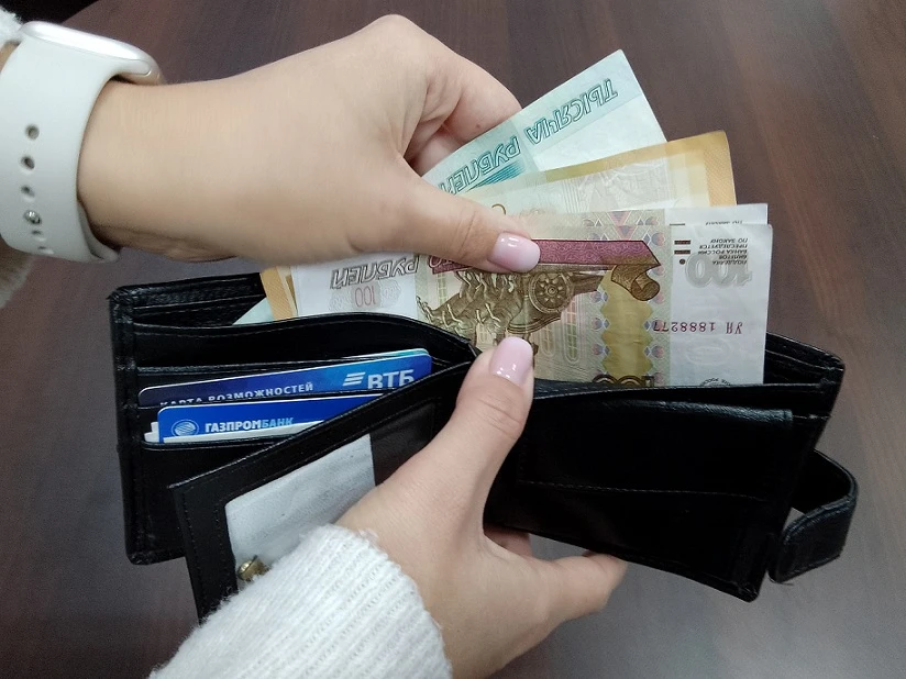 Новогодний стол подорожает: новомосковцам советуют закупаться уже сейчас