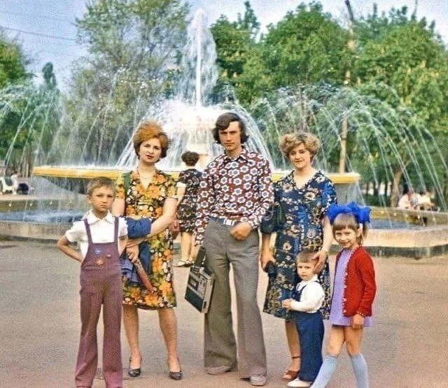 Как думаете, какого года фотография? 🙃
