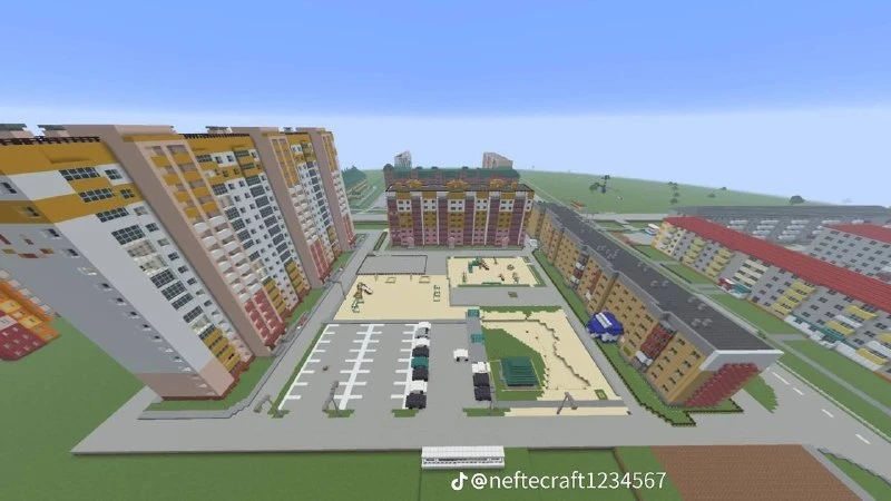 Школьник строит Нефтеюганск в Minecraft