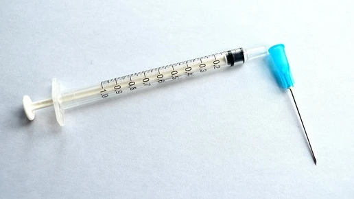 Петербуржцам объяснили, зачем нужна вакцинация против ВПЧ