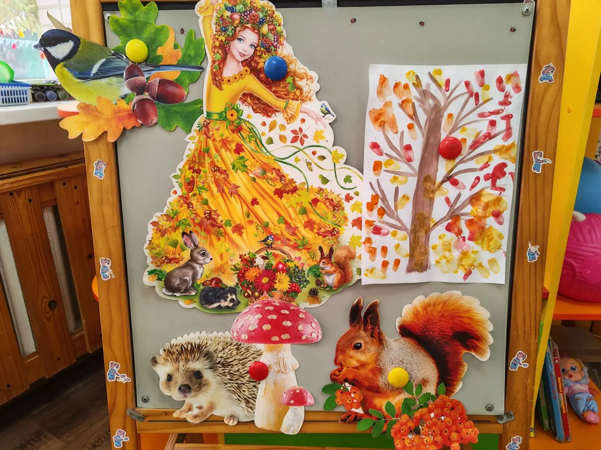 🎨 «Кисточка танцует!» — первые мазки в 1 младшей группе 🍂