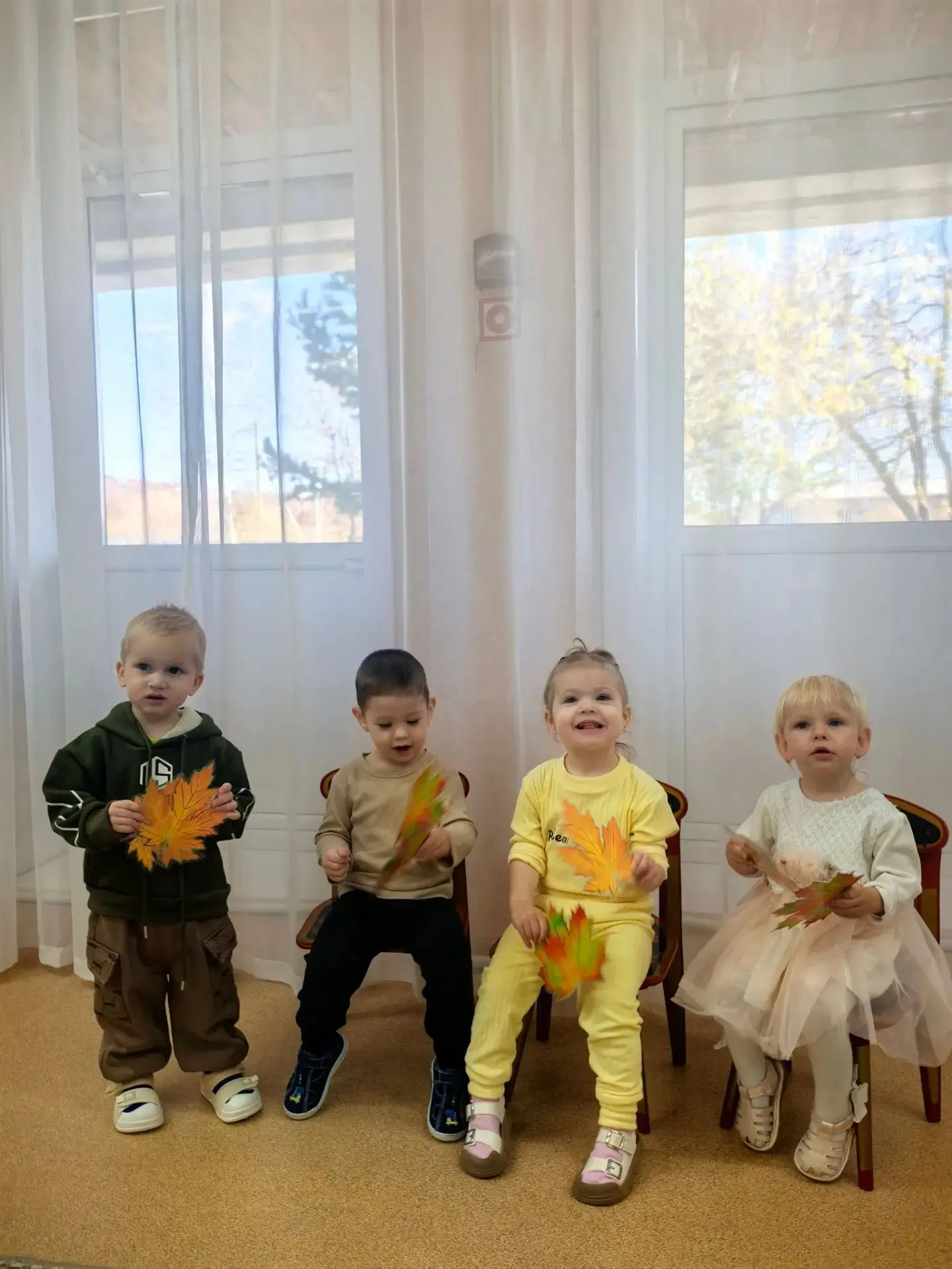 Волшебное знакомство: малыши в музыкальном зале! ￼