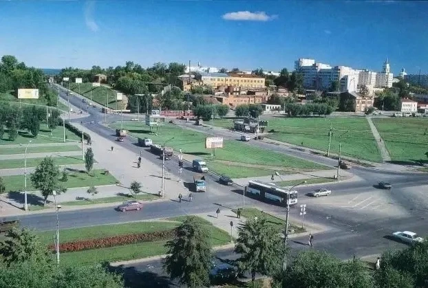 Панорама улицы Попова