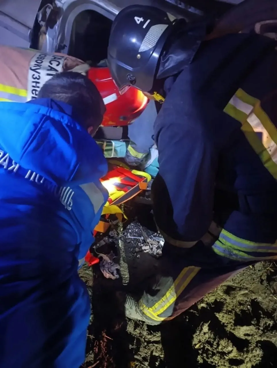 В ночь с 15 на 16 октября в Орджоникидзевском районе произошло серьезное ДТП. Kia Rio с...