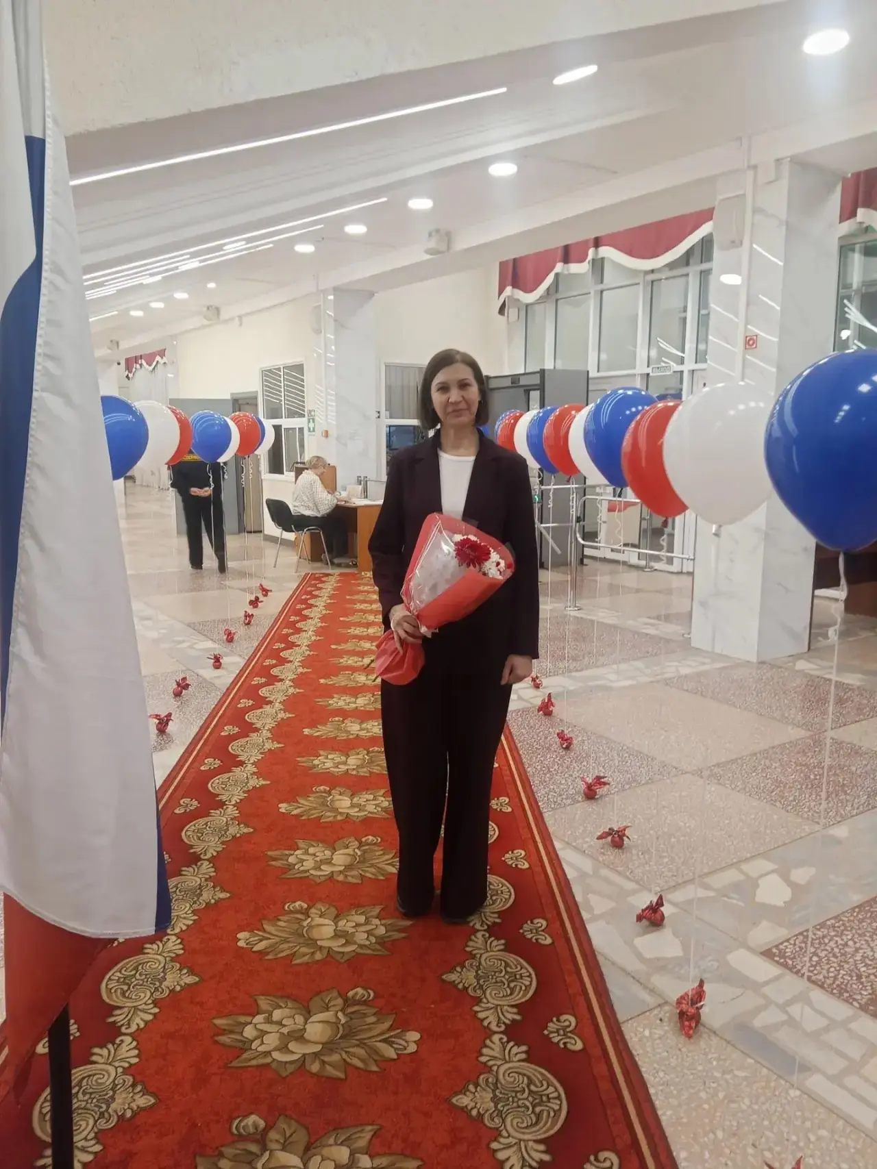 🎓 В эти осенние дни вся страна чествует тех, кто несёт свет знаний — учителей, воспита...