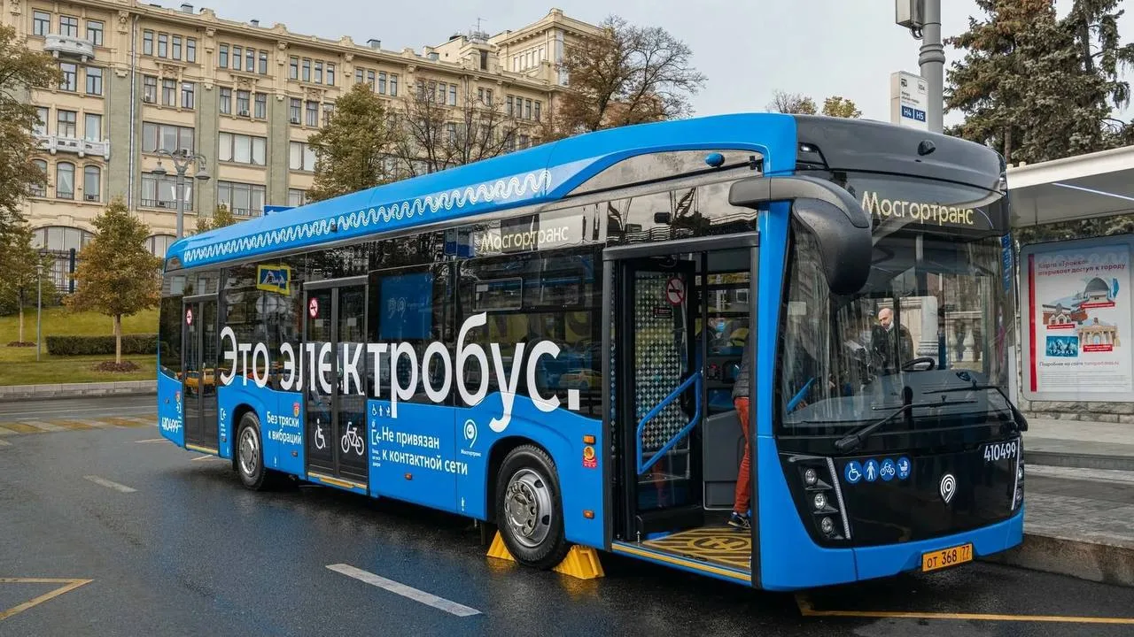 В Махачкале на месяц запустили первый электробус. Он будет курсировать по маршруту трол...