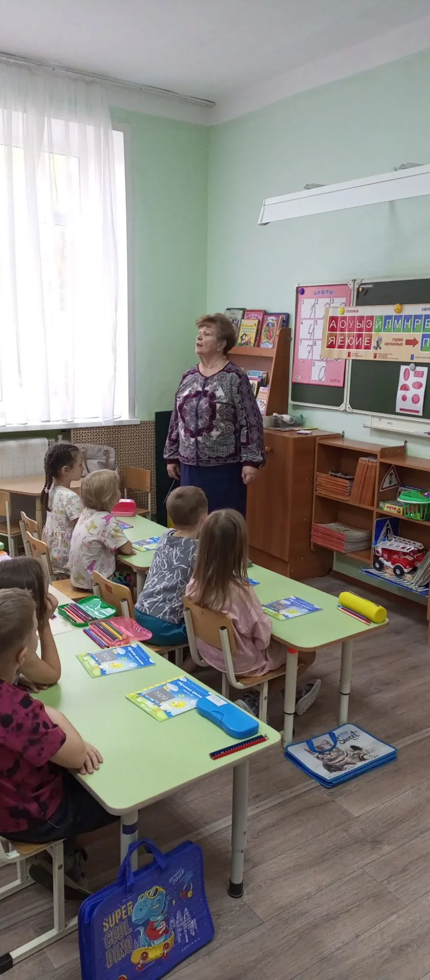 14 октября в подготовительной группе прошло первое занятие в кружке "Весёлая грамматика...