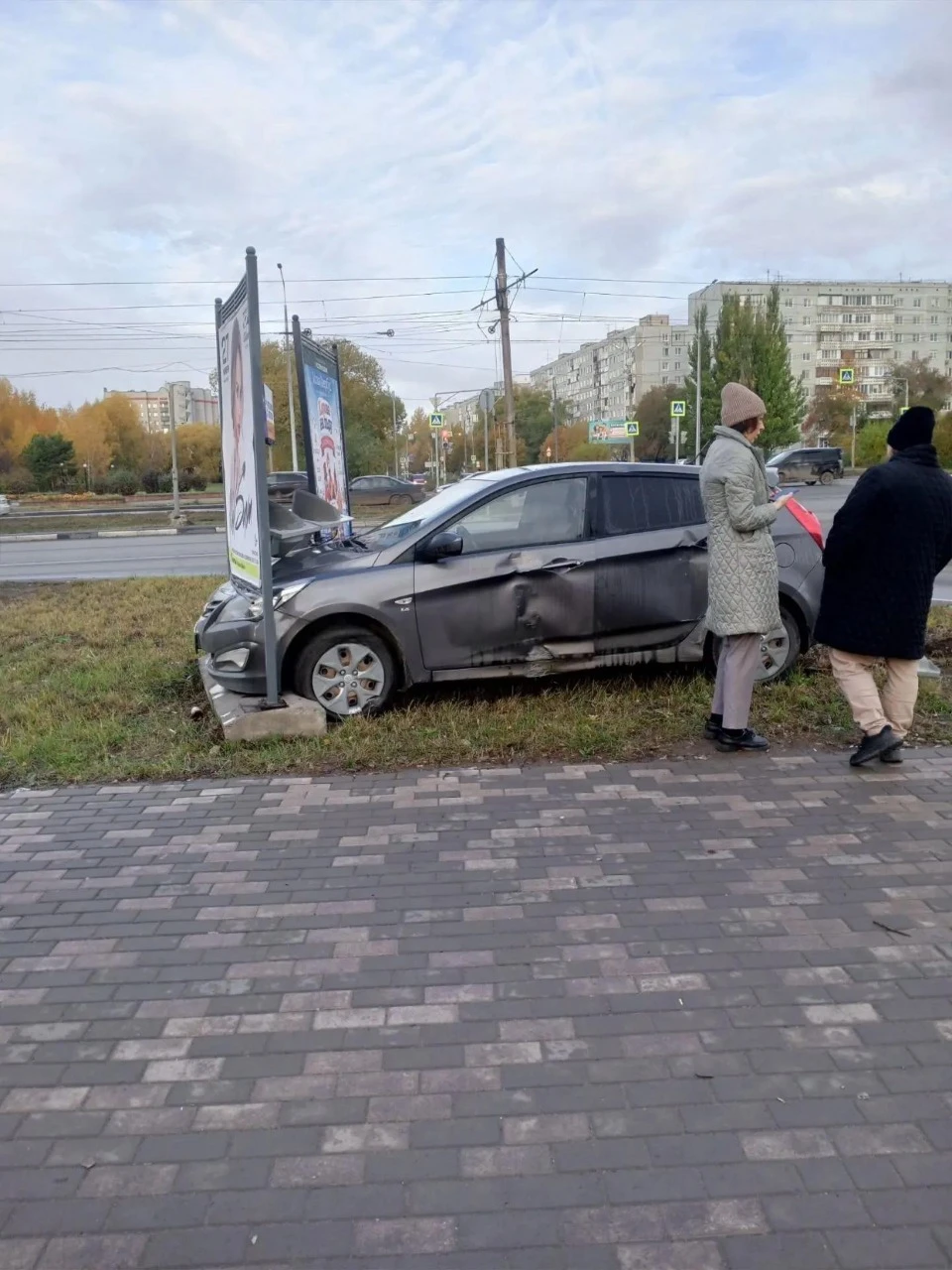 Утреннее ДТП на перекрёстке Заозерная и Менделеева