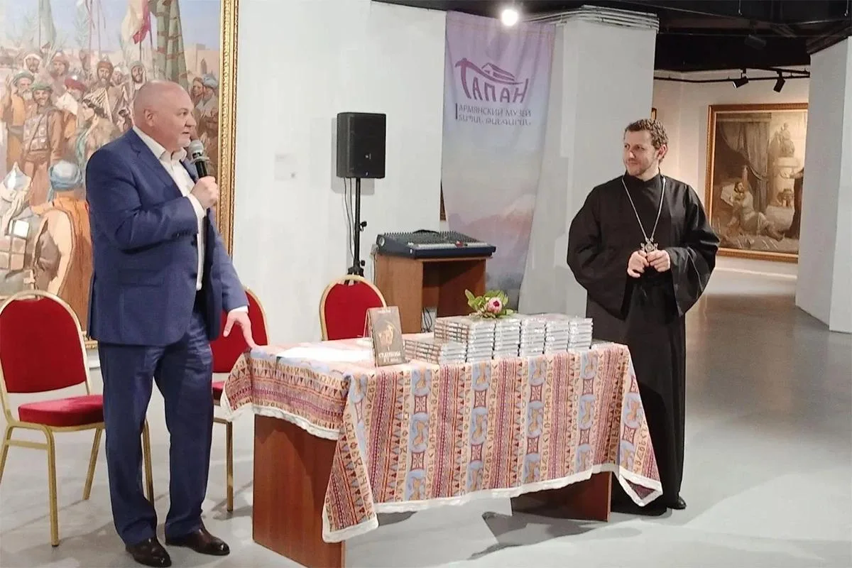 📚 Как сообщается на информационно-правовом портале «ЗАКОНИЯ», в музее «Тапан» храмовог...
