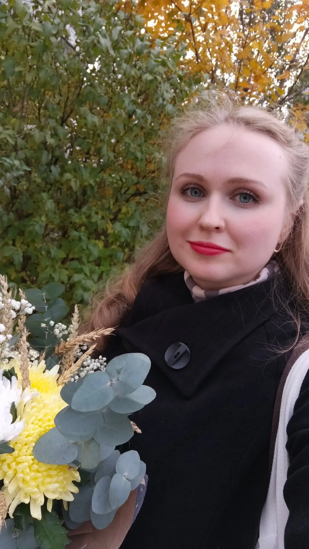Сегодня букетами нас одарили на выступлении, неожиданно и приятно🥰