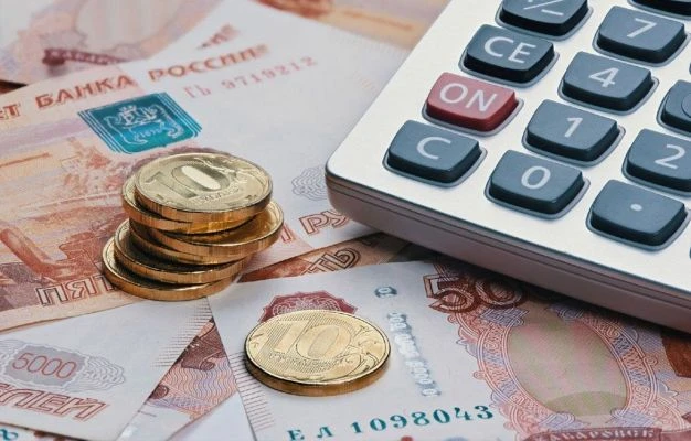 Курс рубля к «тройке» валют от Банка России на 16 октября