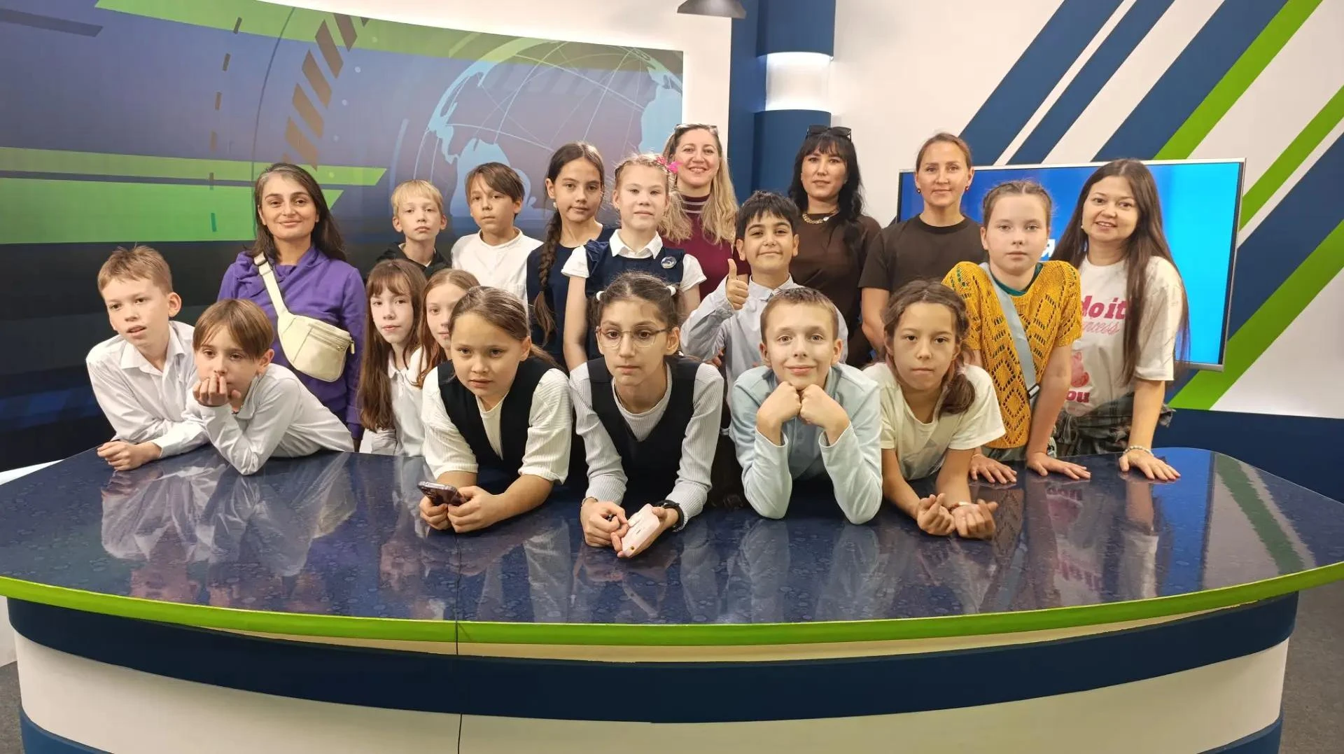 Экскурсии в нашей телерадиокомпании продолжаются📺💚