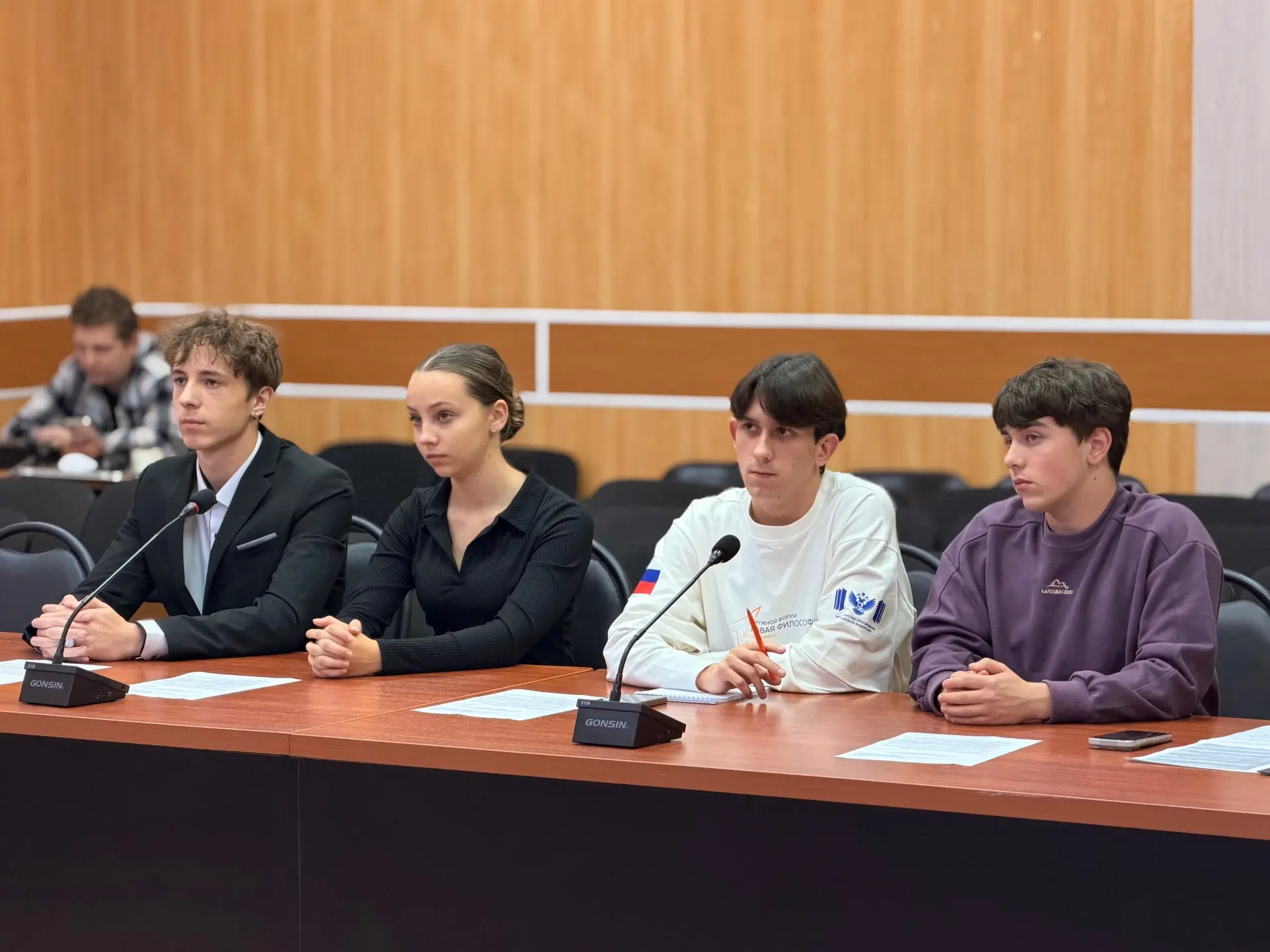 🚀 «Движущая сила округа»: Молодёжный совет приступил к работе