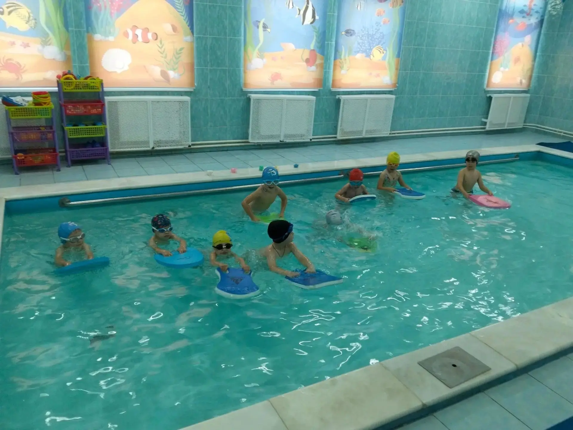 🏊В детском саду #203 стартовали первые дополнительные занятия по обучению плаванию «Зо...