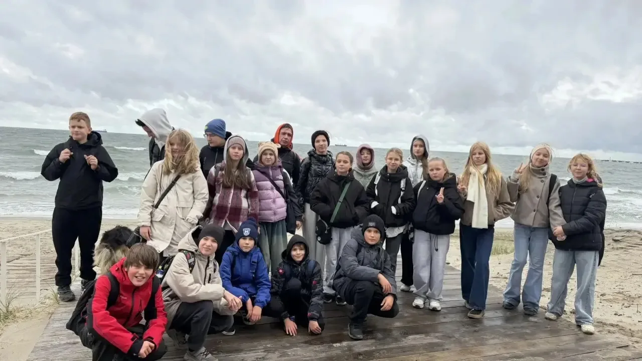 🌊 6 «Д» класс отправился на Балтийскую косу!